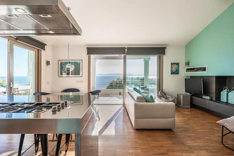 Successful Airbnb property: Villa Crystal Rock Privacy on the Sea 2 bdrm&pool in Quartu Sant'elena