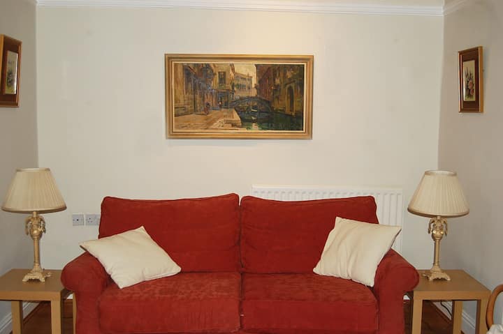 65a Beauchamp - Warwick