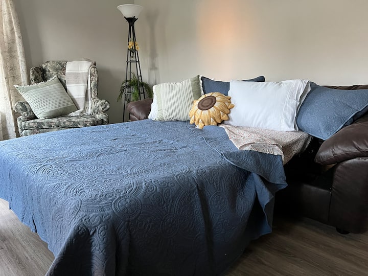 Whispering Pines Cottage - Montpelier, VT