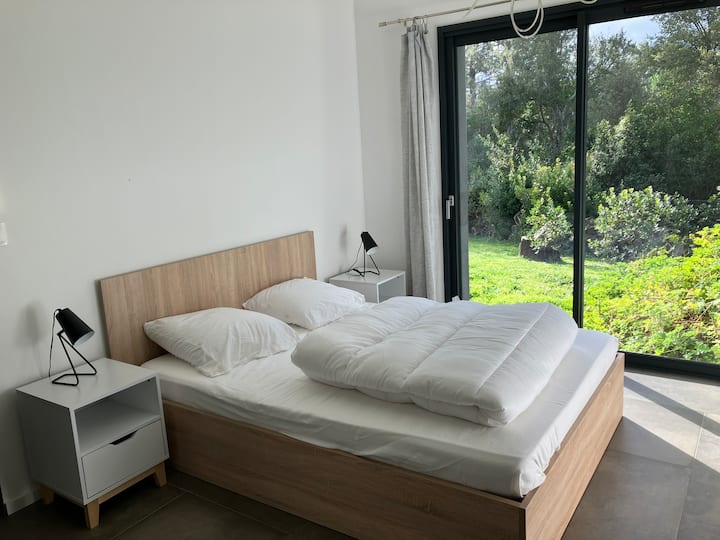 غرفة النوم 2