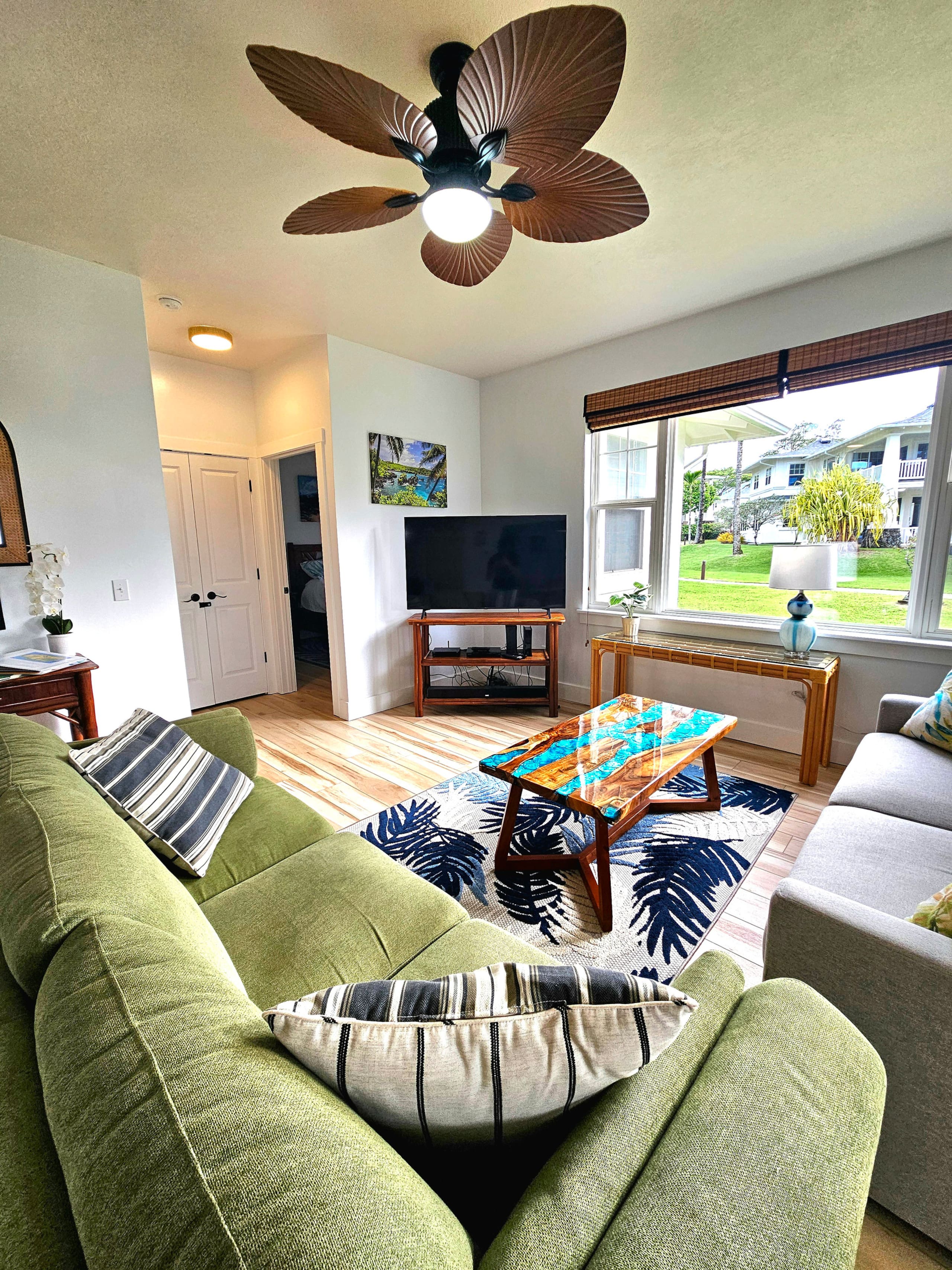 Home in Princeville · ★4.99 · 2 bedrooms · 3 beds · 2 shared baths - Image 34