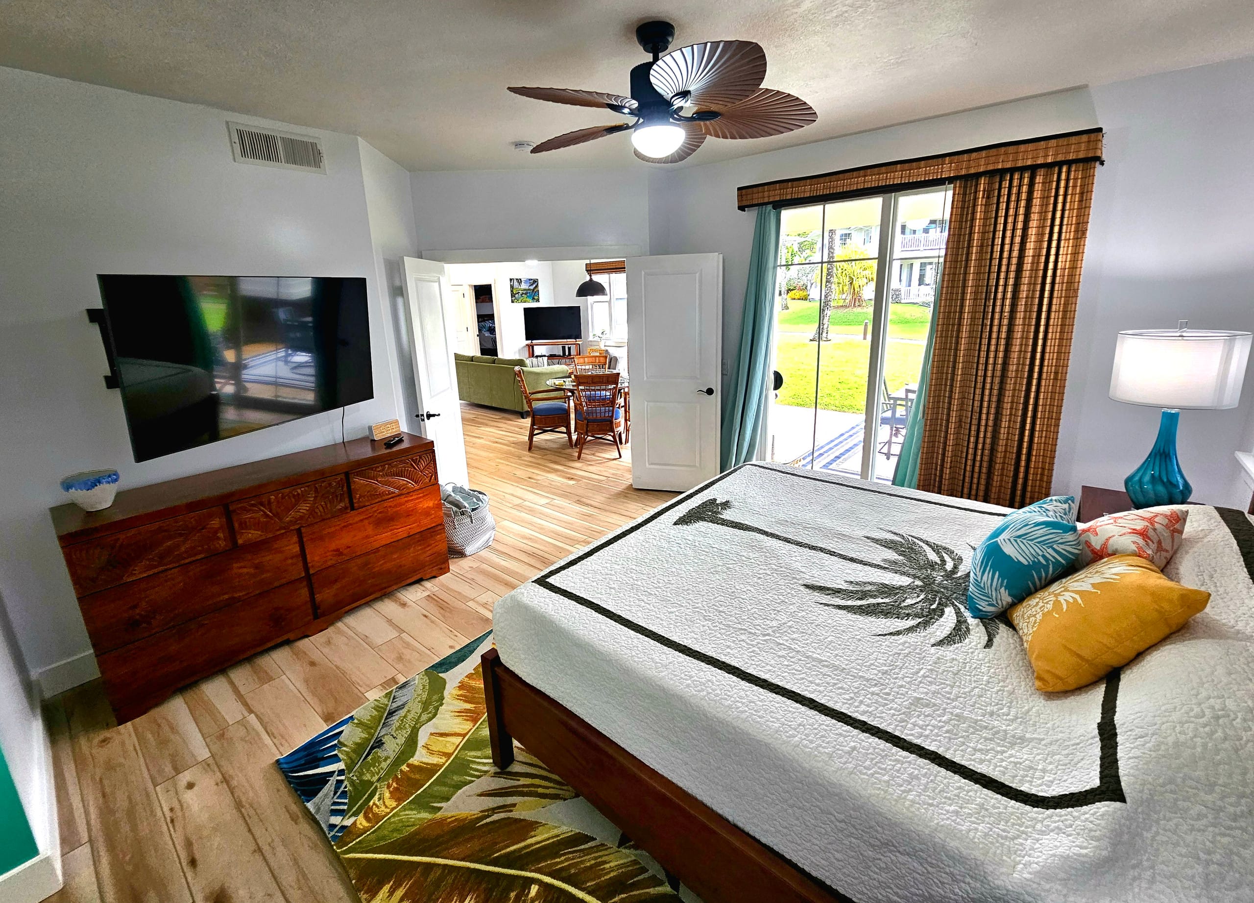 Home in Princeville · ★4.99 · 2 bedrooms · 3 beds · 2 shared baths - Image 39