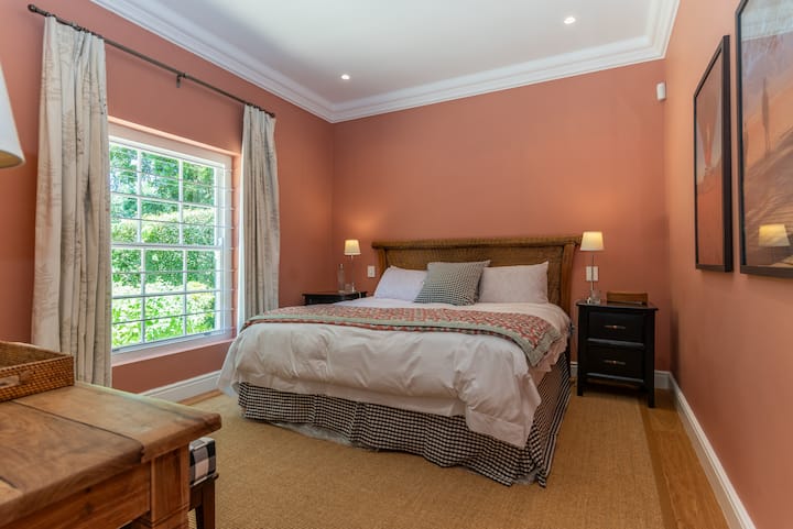 საძინებელი 4