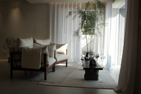 'Seorynshi', a stopped space and time in busy daily life