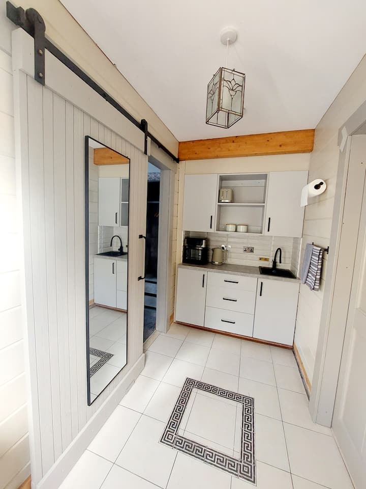 Cosy Apartment In A Farm House - İrlanda