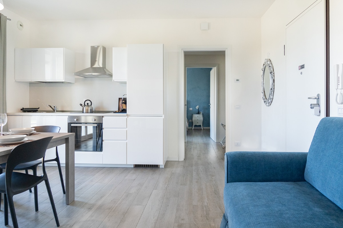 Top performing Airbnb: Gli Oleandri sul Lago | Comfort and Relaxation in Desenzano Del Garda