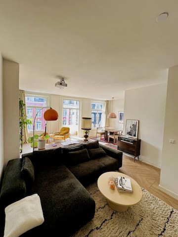 Beautiful apartment in the heart of Amsterdam!