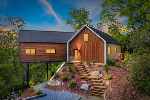 Modern mountain chalet with hot tub and views