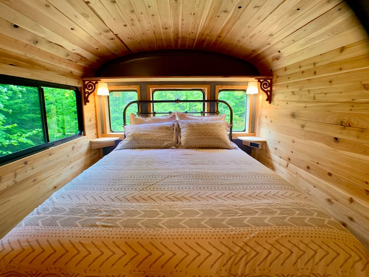 Manželská posteľ (hotelová kvalita)