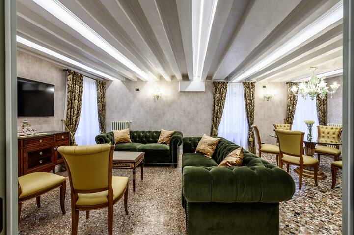 Cà Rialto 4122 – Luxury Terrace gallery image 2