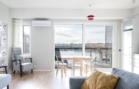 Top Airbnb: Beautiful two-room apartment with lake view + garage in Kuopio