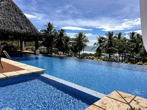 Beachfront & OceanView! Private Path to Beach &SPA