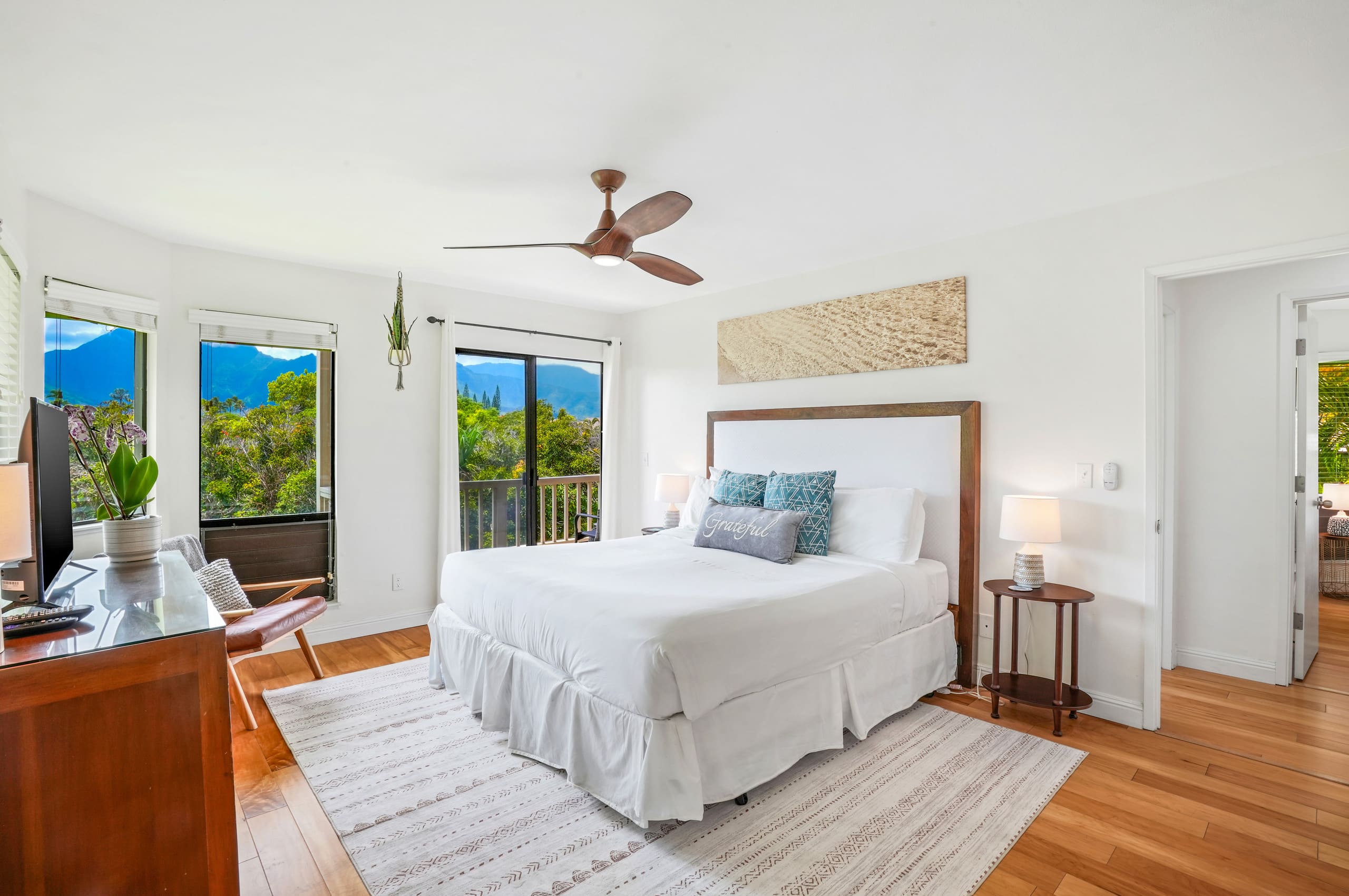 Home in Princeville · ★4.91 · 3 bedrooms · 3 beds · 2.5 baths - Image 12