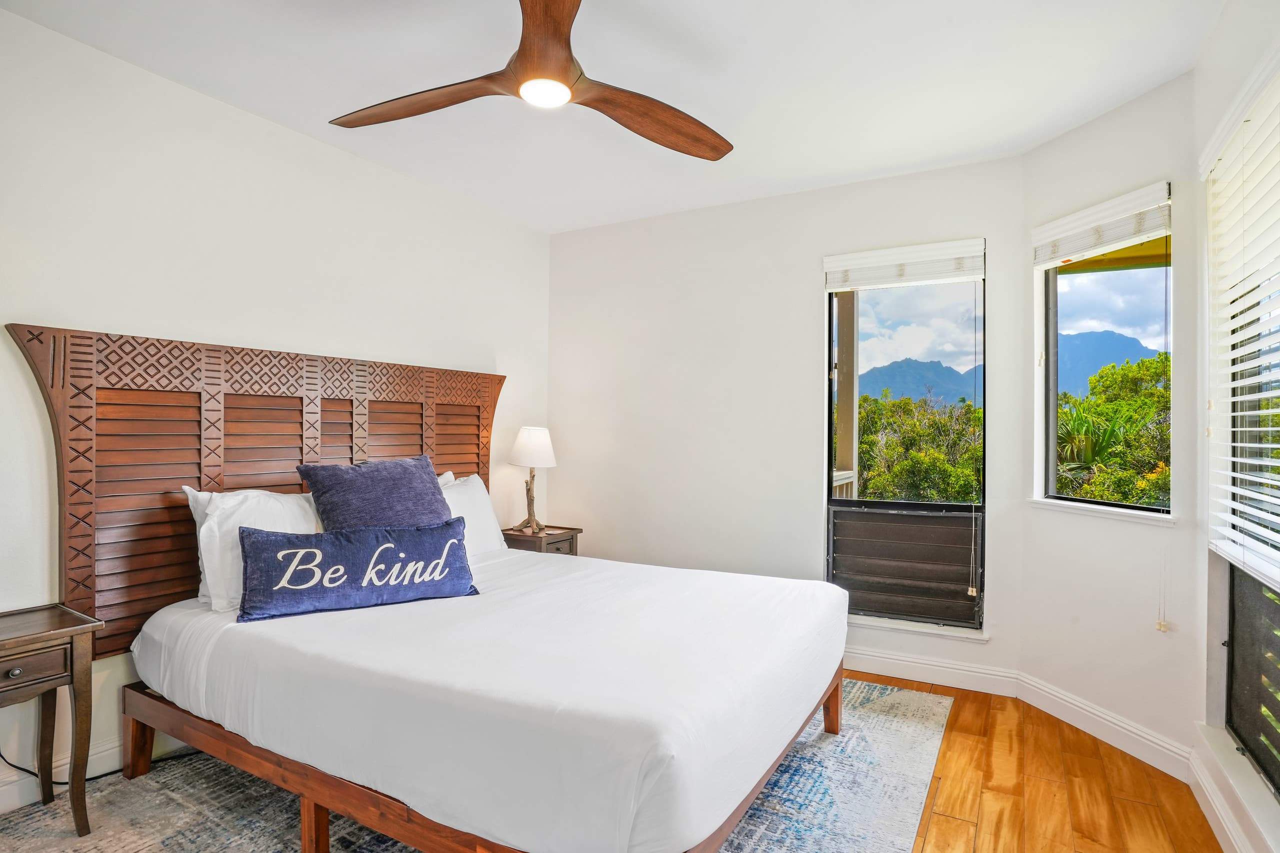 Home in Princeville · ★4.91 · 3 bedrooms · 3 beds · 2.5 baths - Image 17