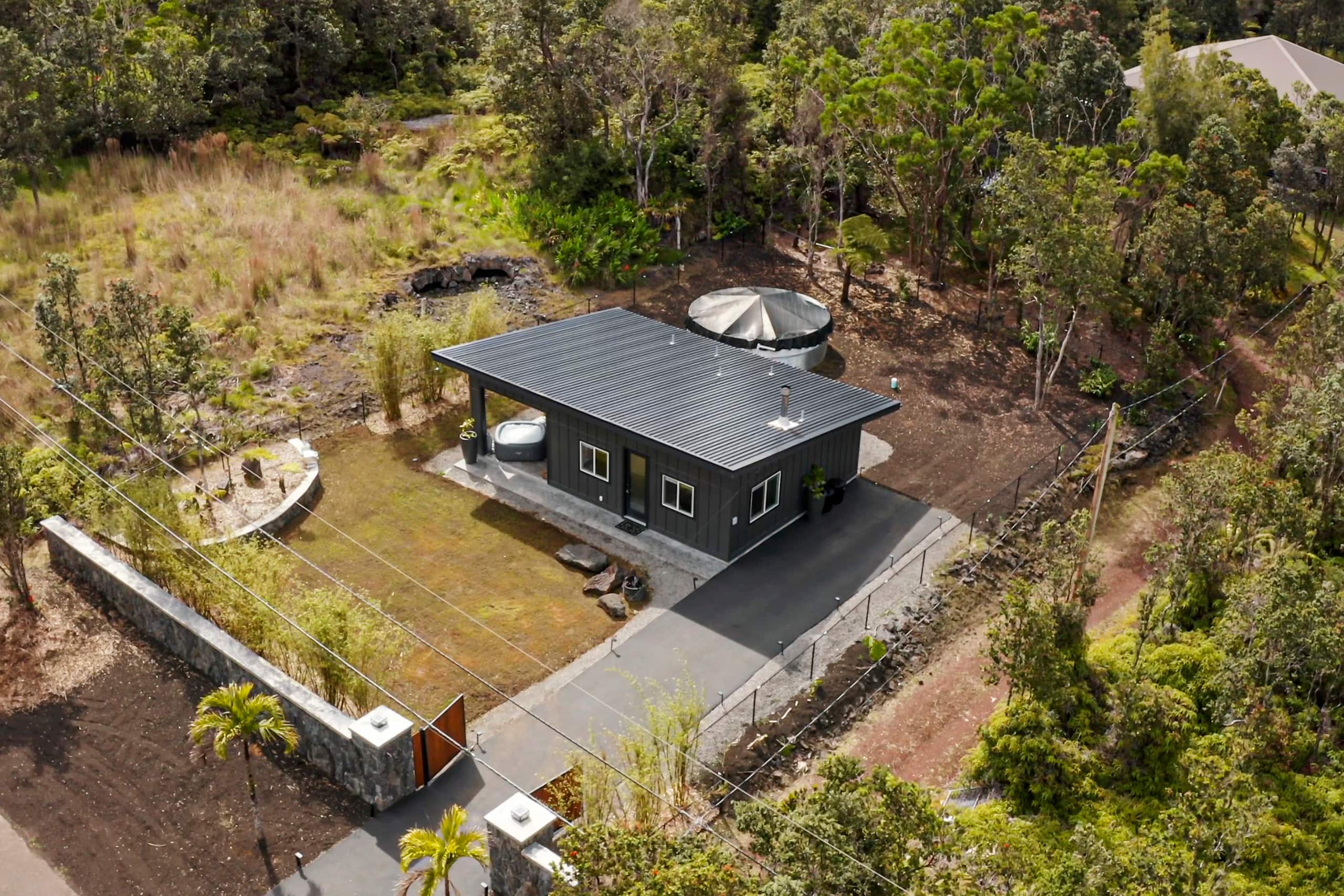 Home in Volcano · ★4.89 · 1 bedroom · 1 bed · 1 bath - Image 47