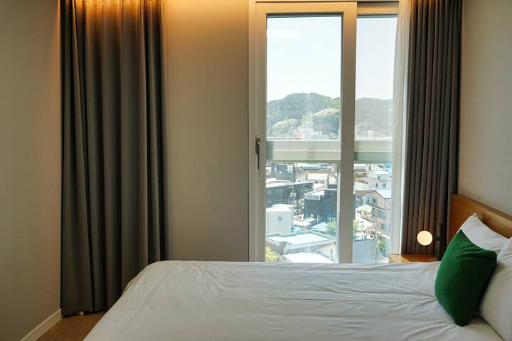 Blue Twelve Yangyang managed Airbnb listing 2
