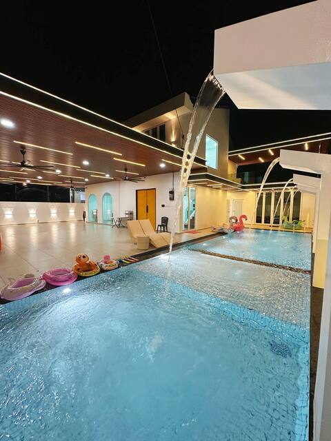 Bossku Villa KTV+BIGPool+BBQ(24pax)7 min to Jonker
