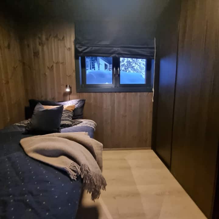 Dhomë gjumi 4