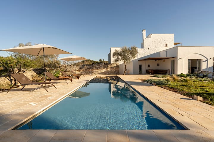 Casa Terralta Masseria with swimming pool Ostuni