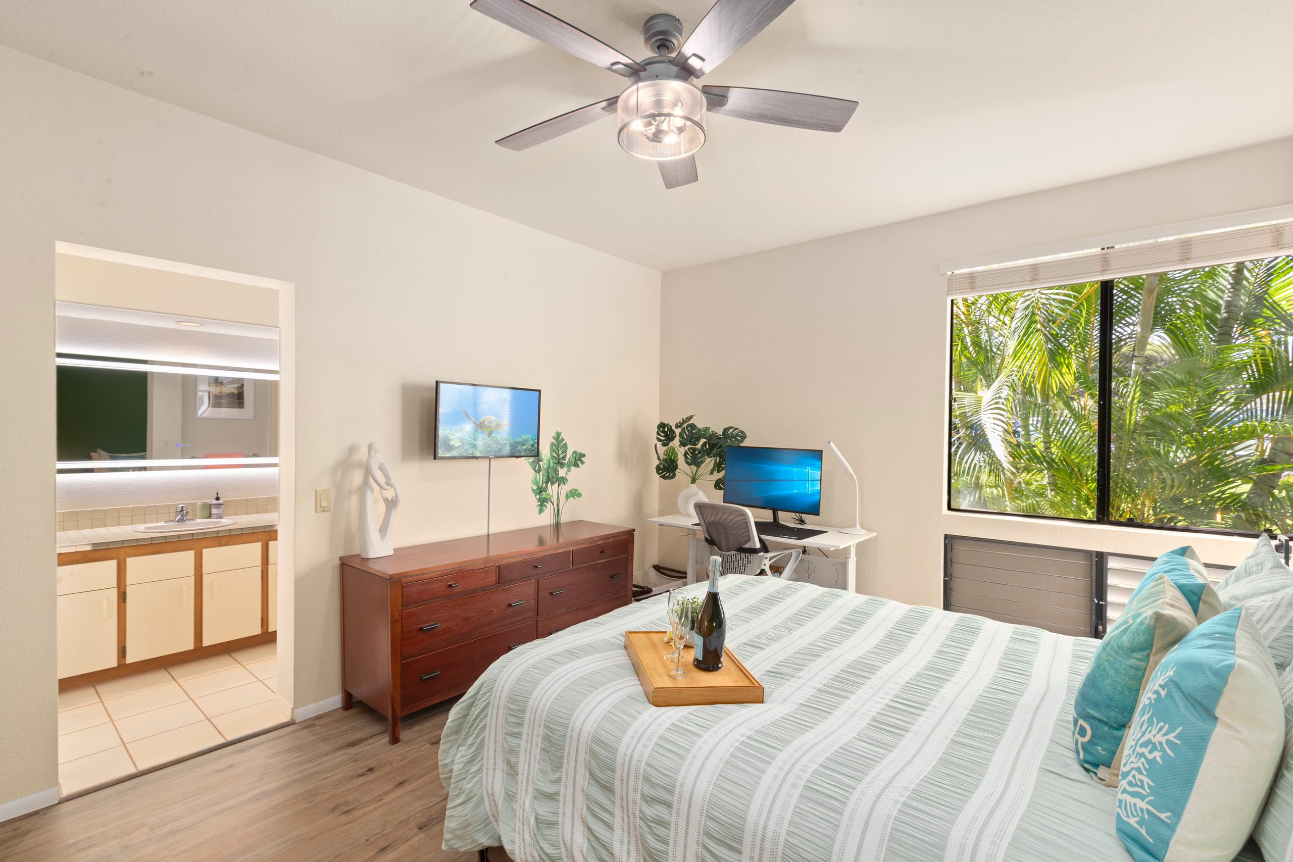Amazing location! Chic Maui Getaway (ground floor) - Image 11