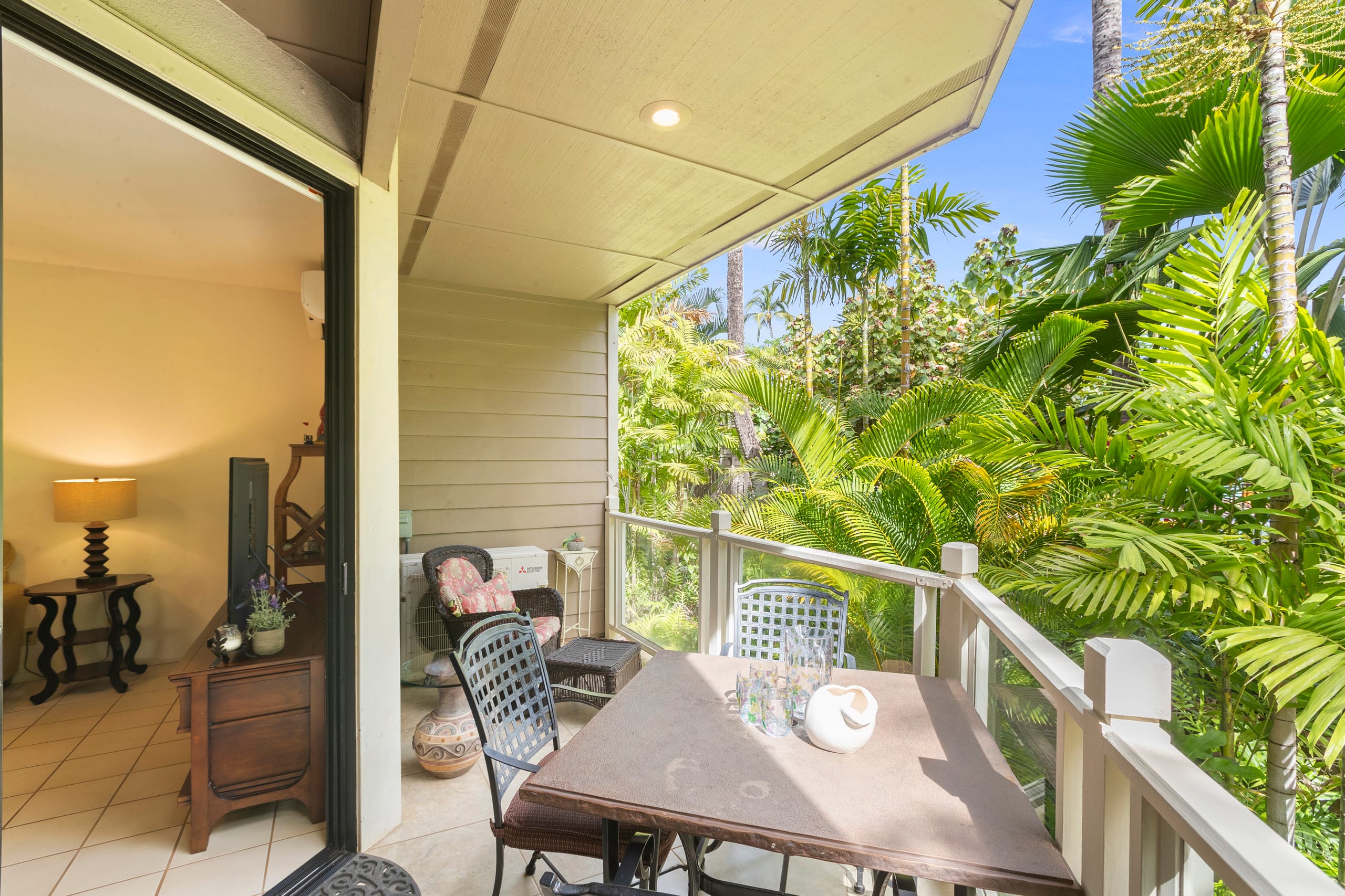Amazing location! Chic Maui Getaway (ground floor) - Image 15