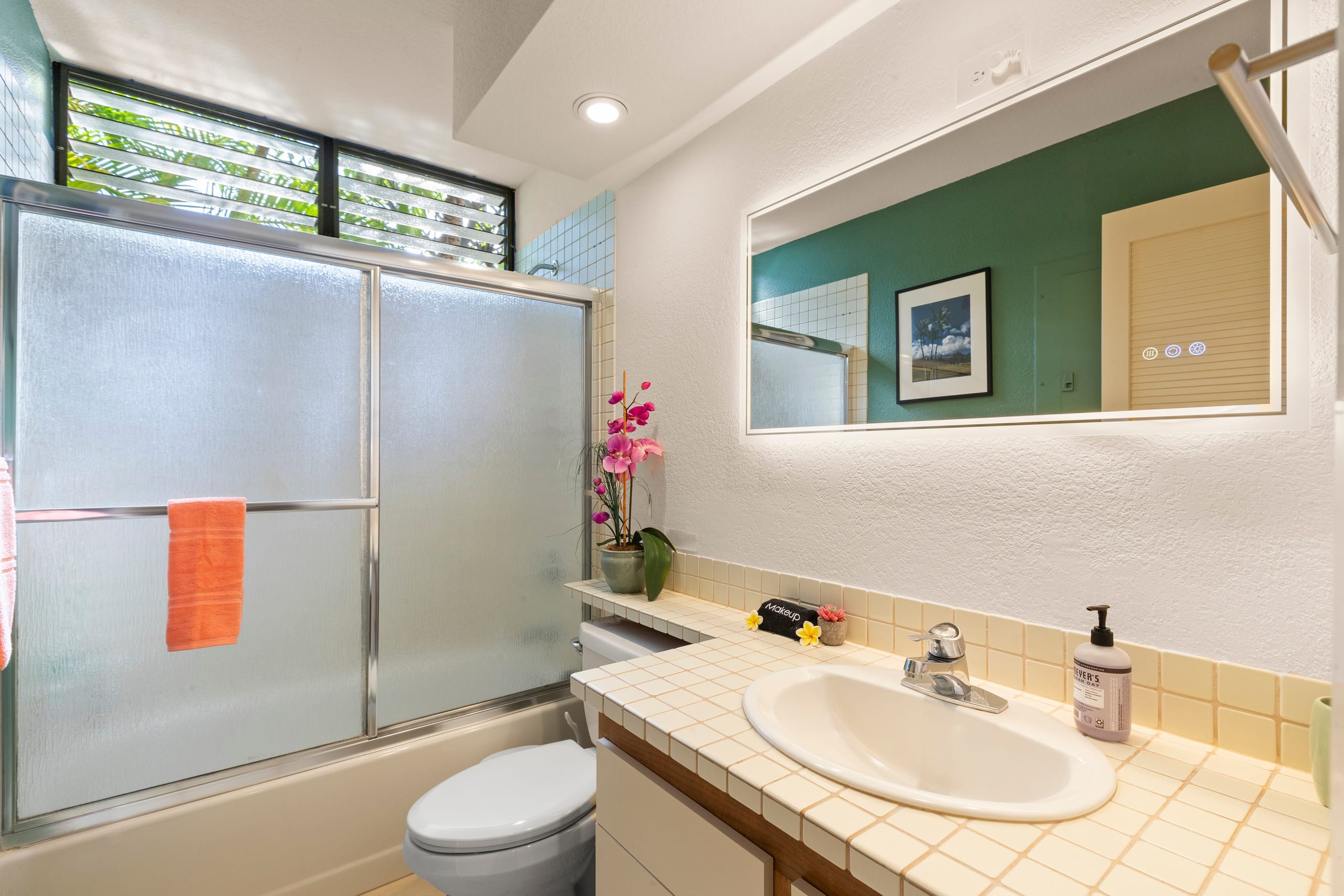 Amazing location! Chic Maui Getaway (ground floor) - Image 9