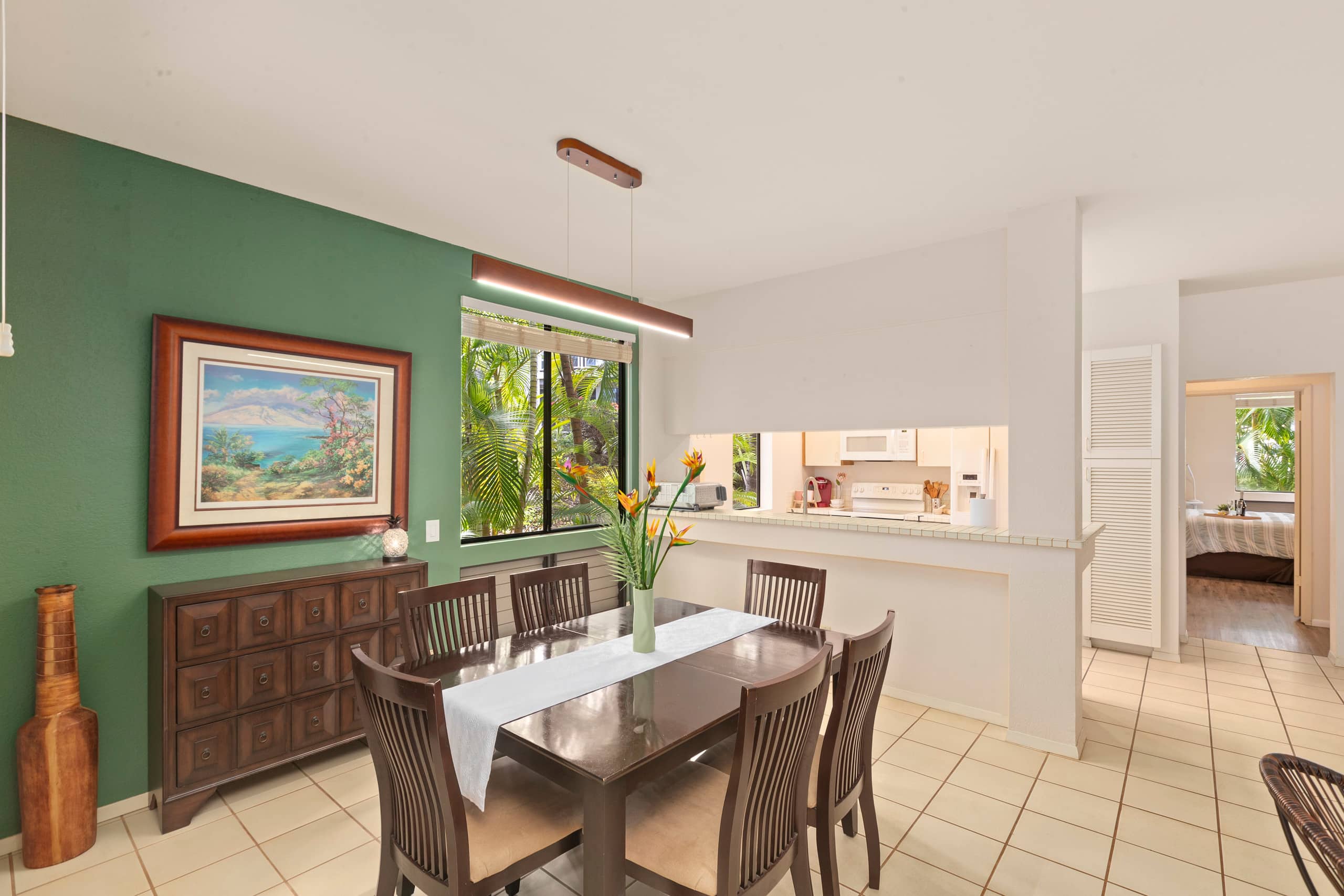 Amazing location! Chic Maui Getaway (ground floor) - Image 32
