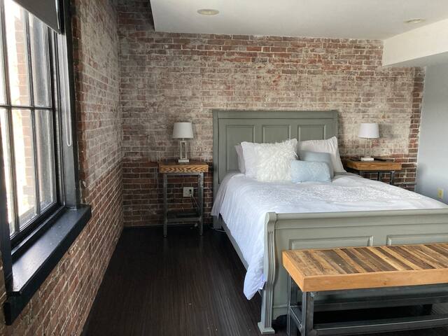 Riverfront Loft • Skyline Views • Walk to It All! gallery image 5