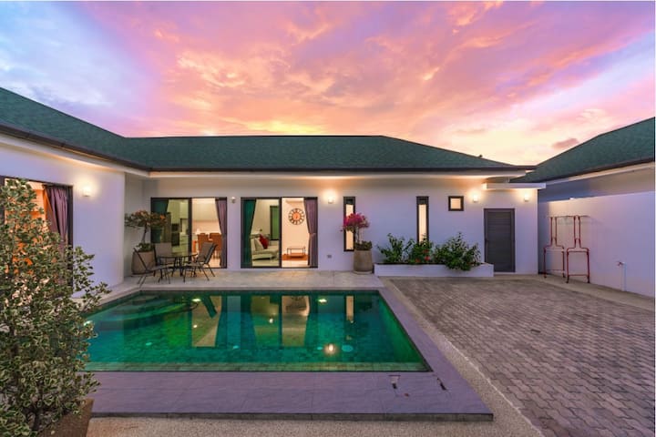 *Costa Brand New 3br Villa | Pool W/ Jacuzzi V35 - Phuket district, Thailand