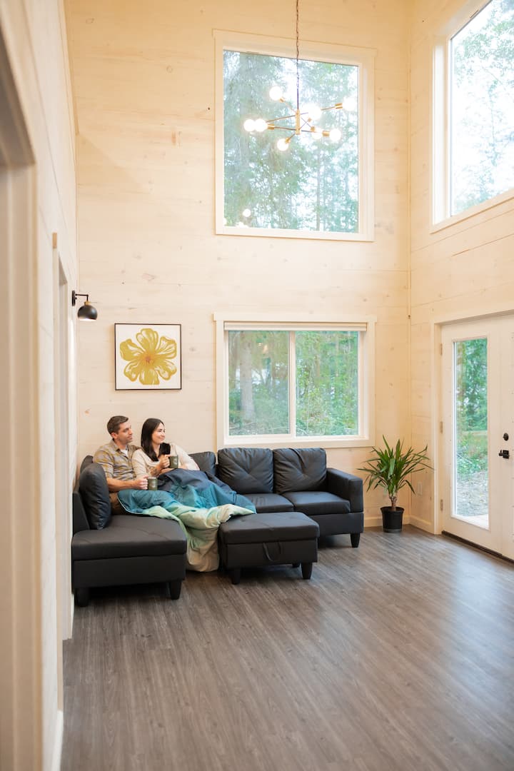 Accessible Deluxe Chalet For 6 And Dog Friendly! - Anchorage, AK