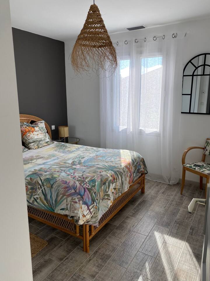 საძინებელი 1