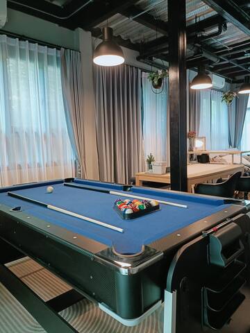 The BlackHouse for family,BTS Wongwianyai/Iconsiam gallery image 3