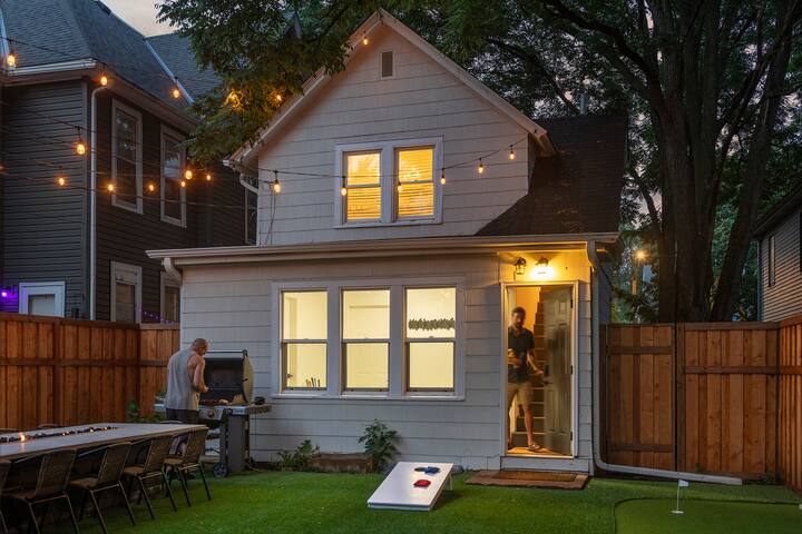 Arcade Room | 5 Min To Downtown | Putting Green gallery image 2