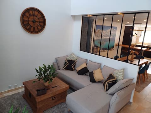 The Cosy House-a haven of peace with private garden