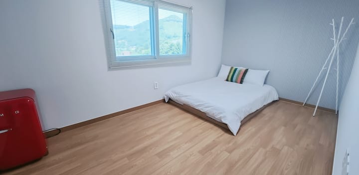 Este es el dormitorio del segundo piso.