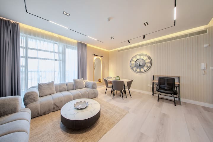 Blue Cloud Holidays UAE managed Airbnb listing 1