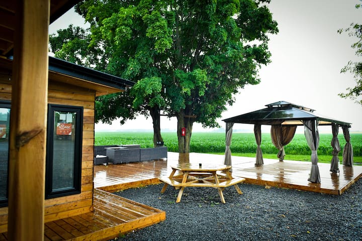 Ottawa’s Getaway & Event Space. Near Calypso Park