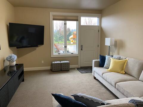 Pumpkin Ridge Estate Private Retreat