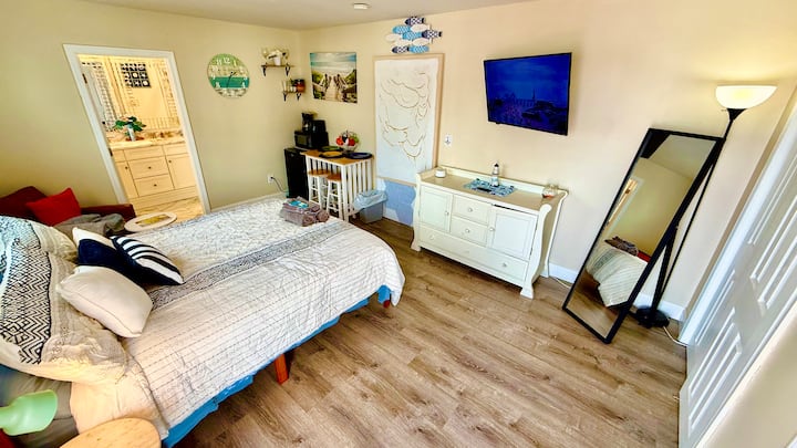 Boardwalk Tranquil Retreat With Private Deck - Wildwood, NJ