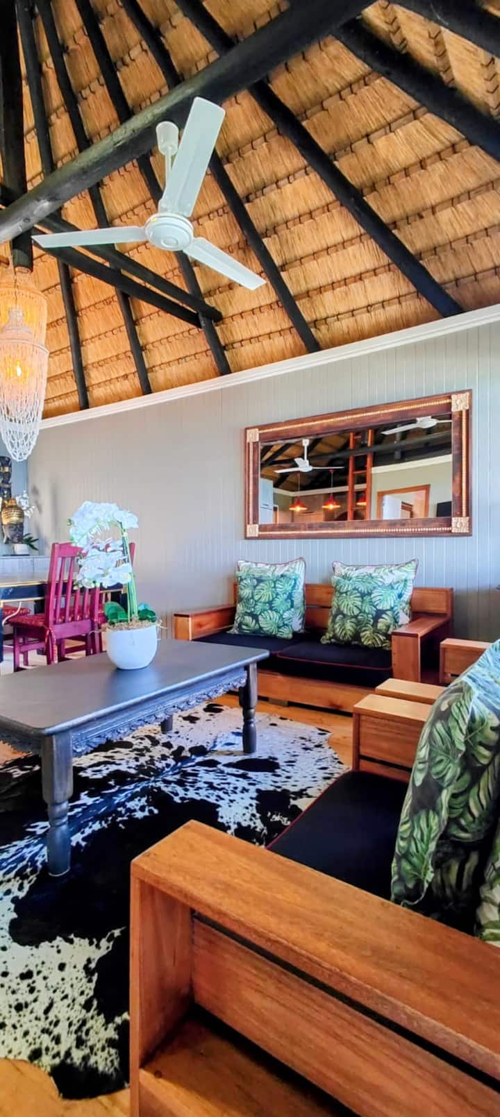 Ibu's Cottage - La Mercy