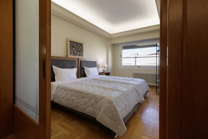 Საძინებელი 1 ორი 100 სმ საწოლით