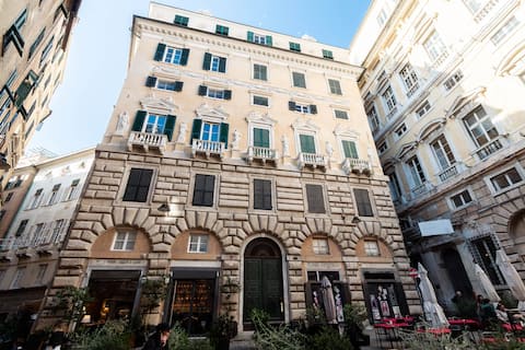 Noble apartment near the Aquarium of Genoa