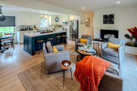 Charming Home in Downtown West Jefferson!