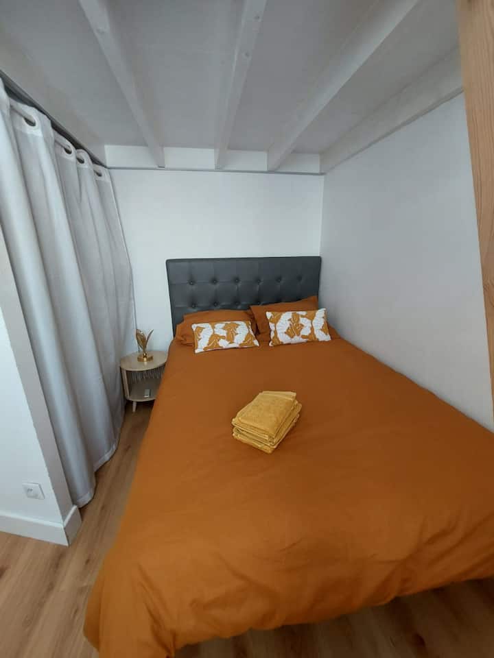 Легло 140x190 под мецанина