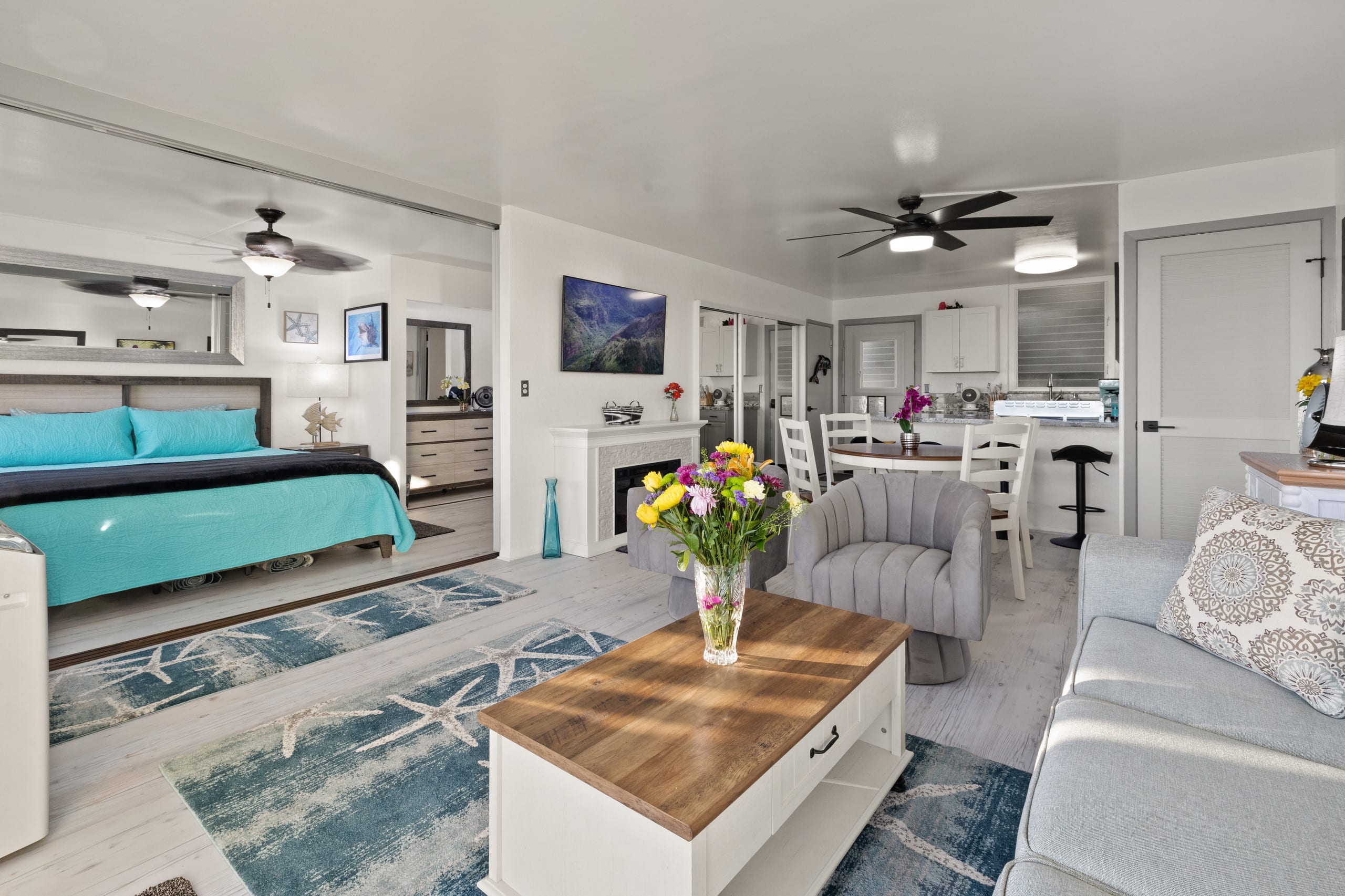 Condo in Poipu · ★4.92 · 1 bedroom · 2 beds · 1 bath - Image 5