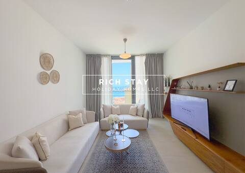 Top performing Airbnb: Alluring 2BR in LIV Residences, Dubai Marina in Al Sufouh Second