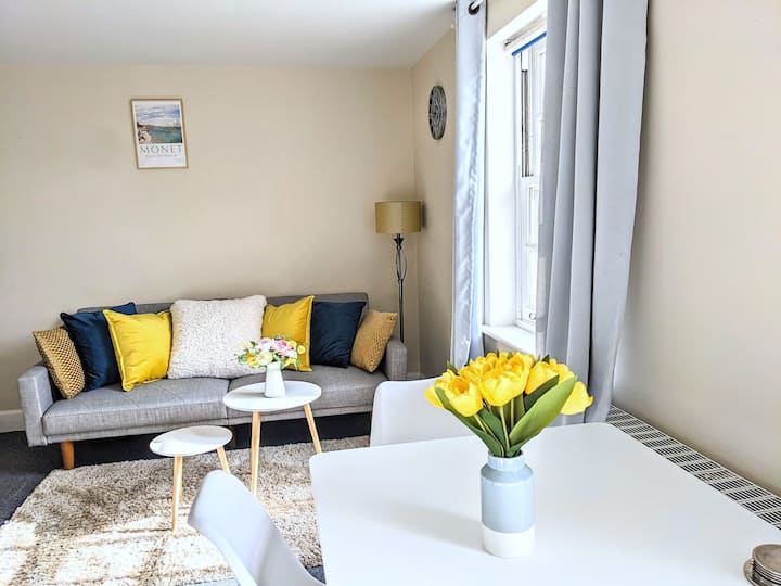 Sunny City Centre, 6 Guests, Entire Flat Newington