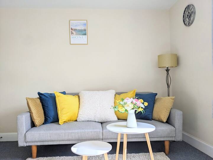 Sunny City Centre, 6 Guests, Entire Flat Newington