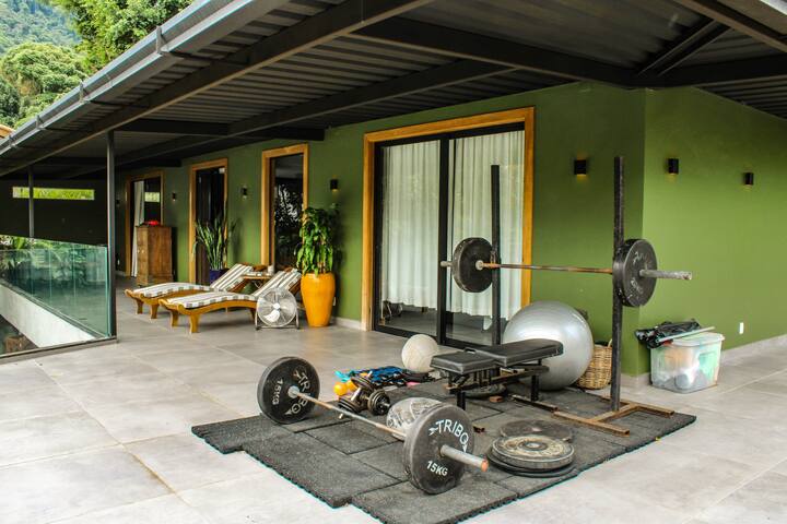 Forest House Retreat gallery image 4