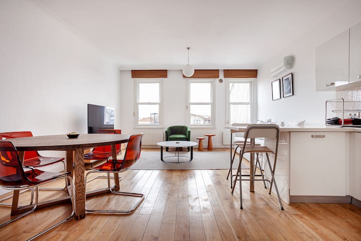 Two Bedroom with Sea View in Galata (T10)